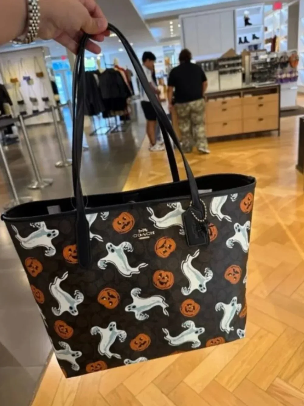 🎃Coach Halloween Ghosts & Pumpkins Tote Bag - Black/Orange